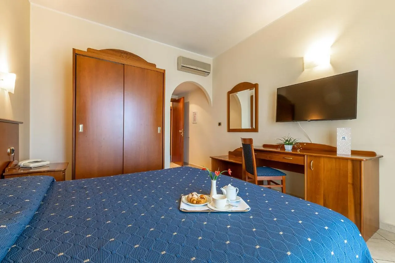 Hotel Relax Сиракузы