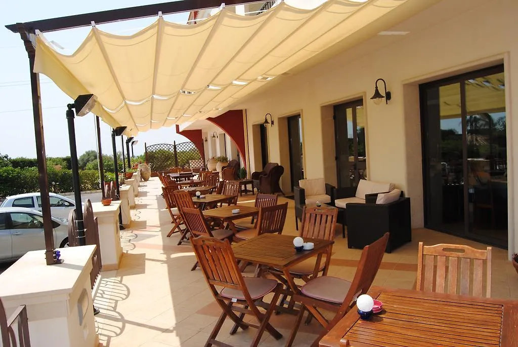 Hotel Relax سيراكوزا