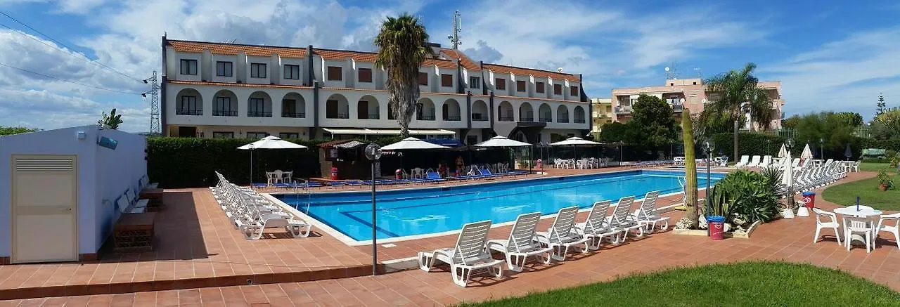 Hotel Relax سيراكوزا 4*,  إيطاليا